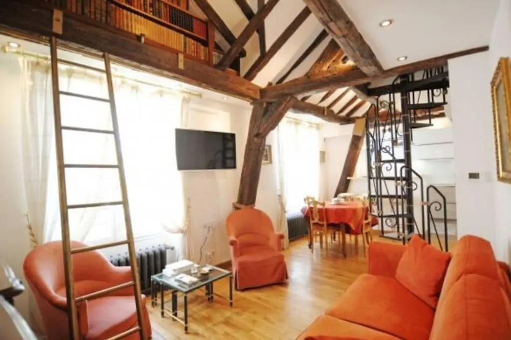 Duplex Paris Proche Du Pantheon Apartment France